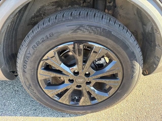 Certified 2025 Ford Escape Active FWD image 4