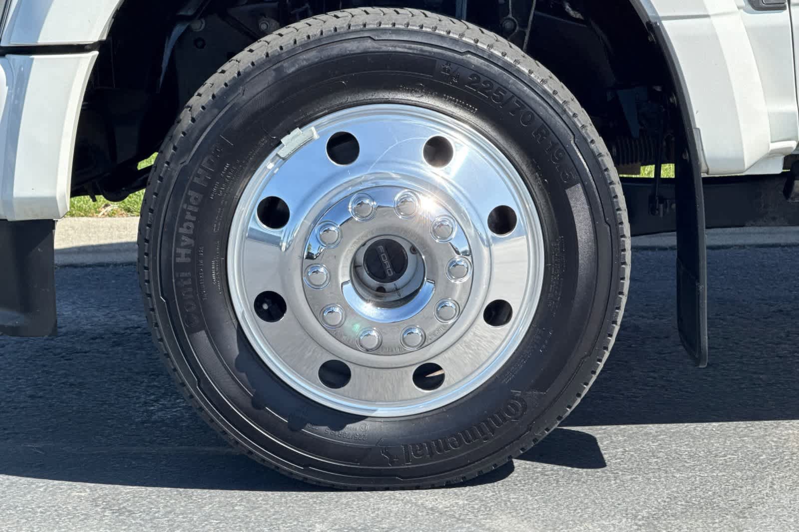 Certified 2023 Ford F450 Limited w/ FX4 Off-Road Package AWD/4WD image 26