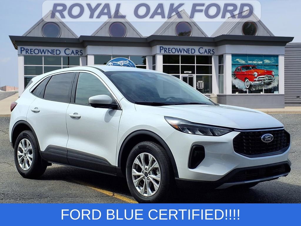Certified 2023 Ford Escape Active w/ Tech Pack #2 AWD/4WD image 1
