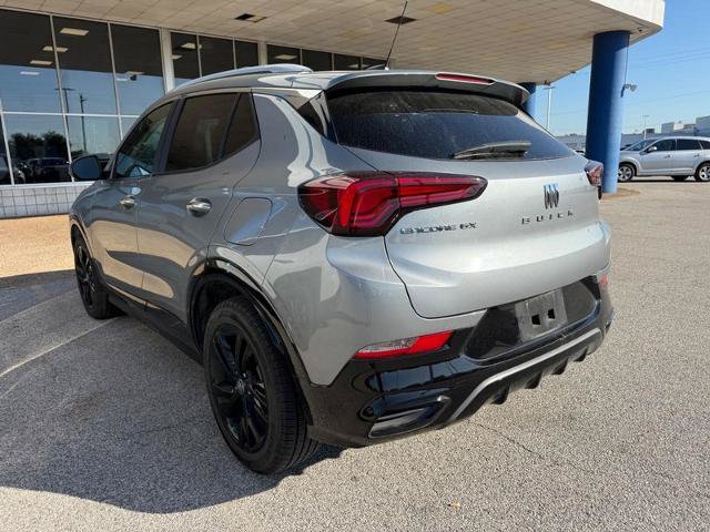 Used 2024 Buick Encore GX Sport Touring FWD image 3