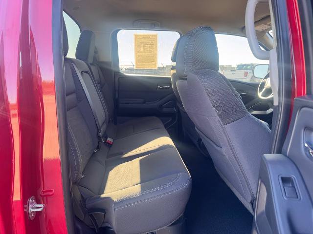 Used 2022 Nissan Frontier SV AWD/4WD image 16