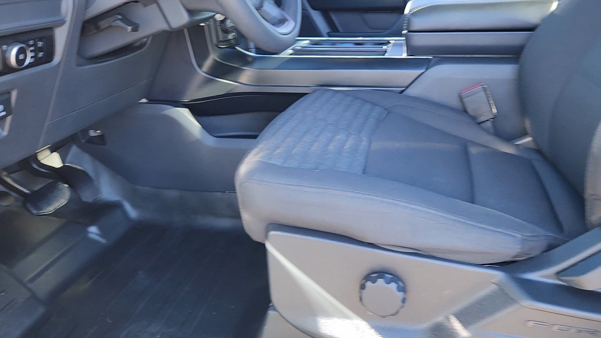 Certified 2023 Ford F150 XL w/ STX Appearance Package image 31