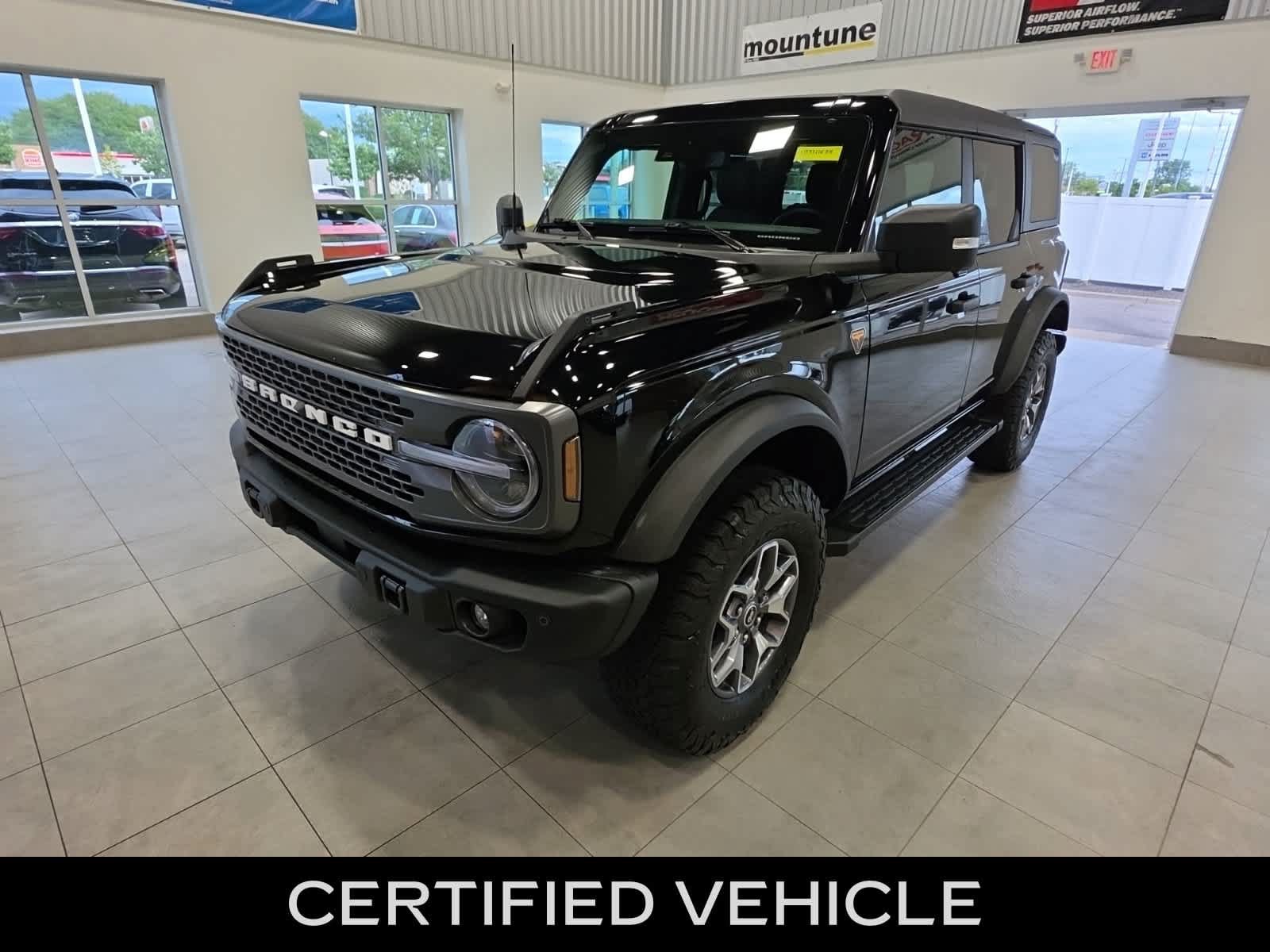 Certified 2023 Ford Bronco Badlands AWD/4WD image 1