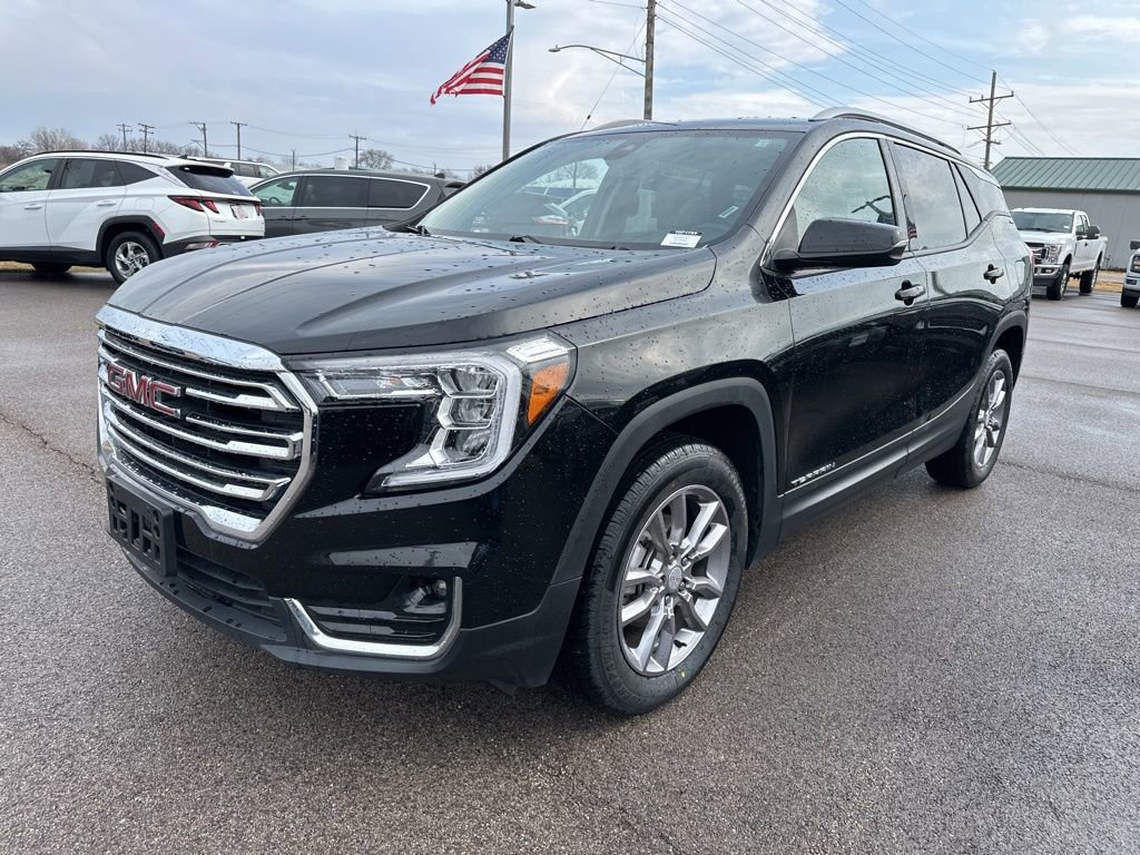 Used 2024 GMC Terrain SLT image 19