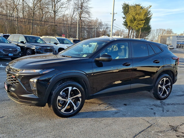 Used 2024 Chevrolet Trax RS w/ Driver Confidence Package image 11