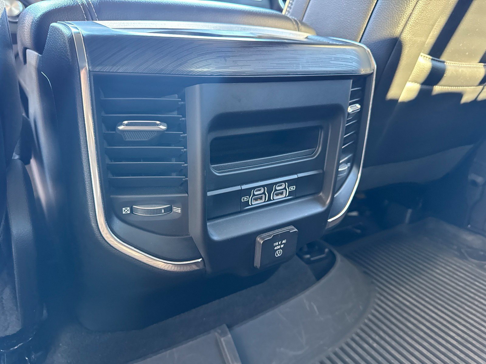 Used 2023 RAM 1500 Laramie AWD/4WD image 42