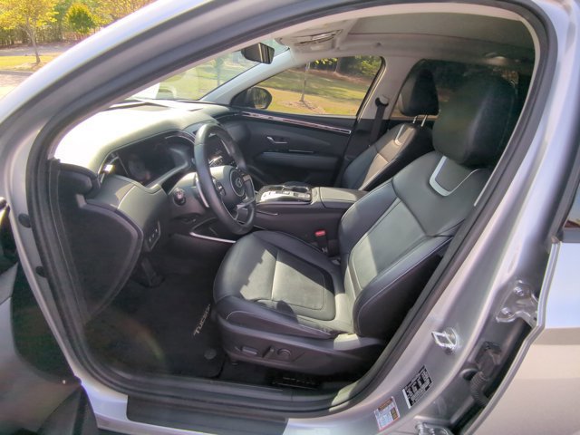 Used 2023 Hyundai Tucson Limited w/ Cargo Package FWD image 16