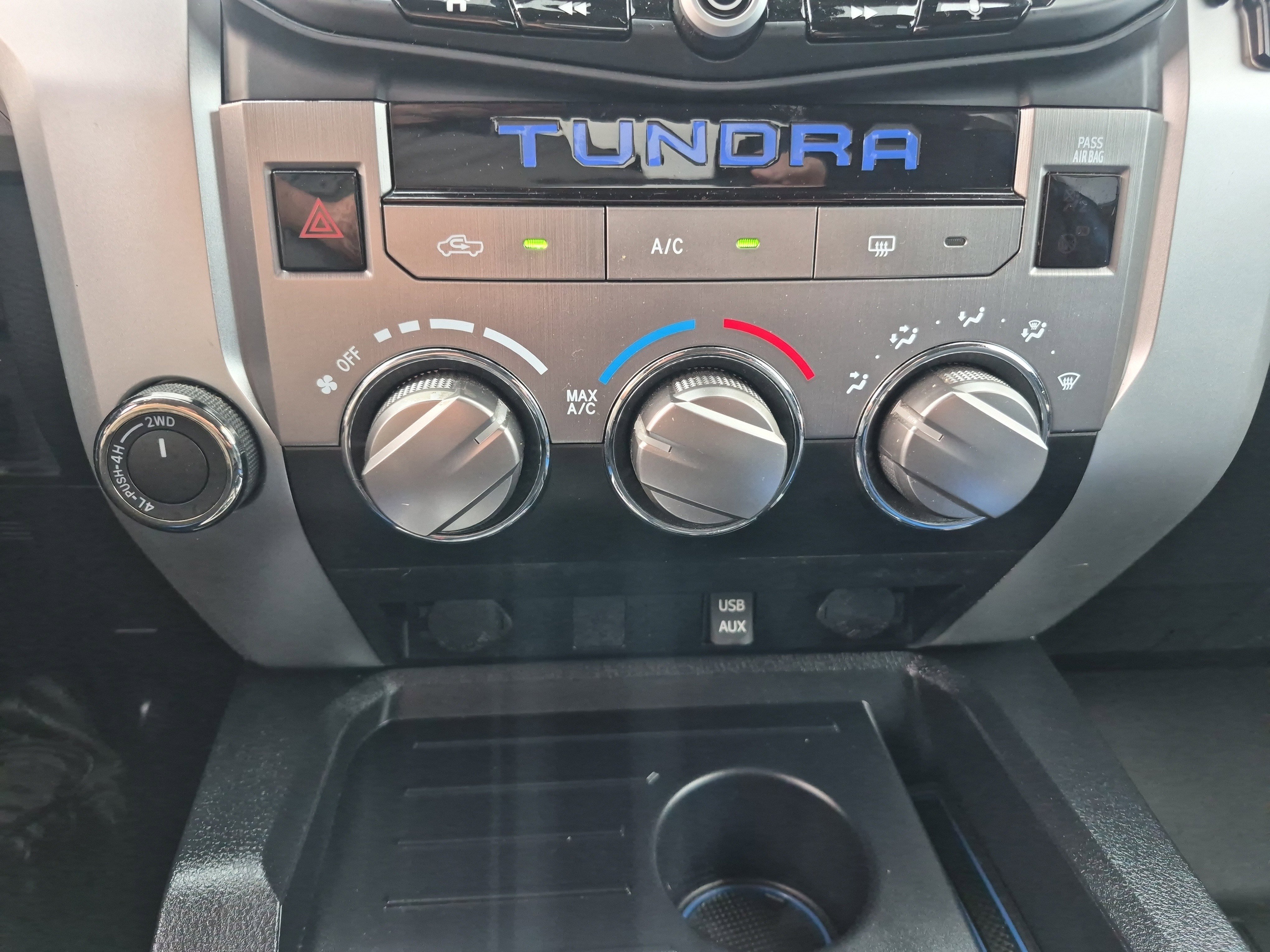 Used 2019 Toyota Tundra SR5 w/ SR5 Upgrade Package AWD/4WD image 35