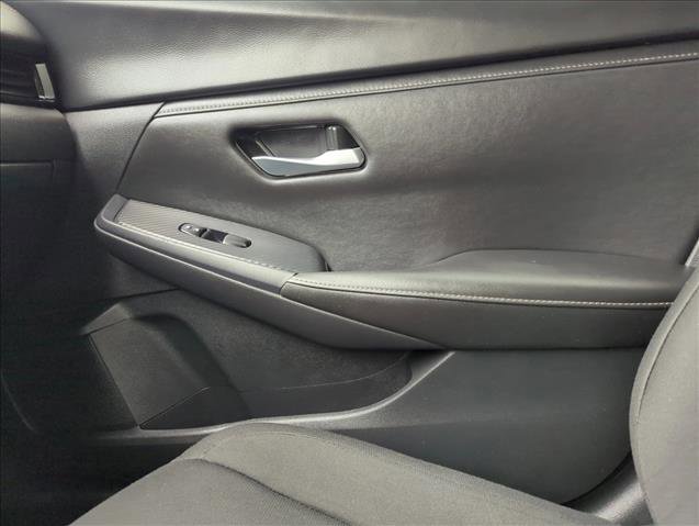 Used 2024 Nissan Sentra SV image 23