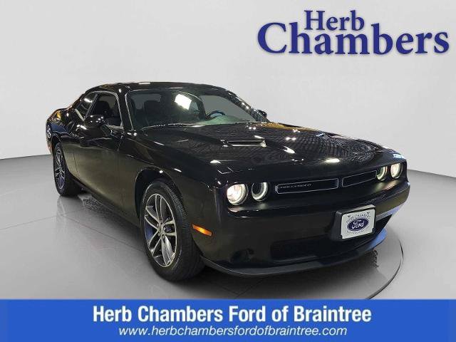 Used 2019 Dodge Challenger SXT