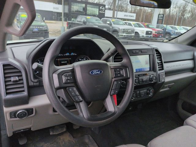 Certified 2022 Ford F450 XLT w/ XLT Value Package image 8