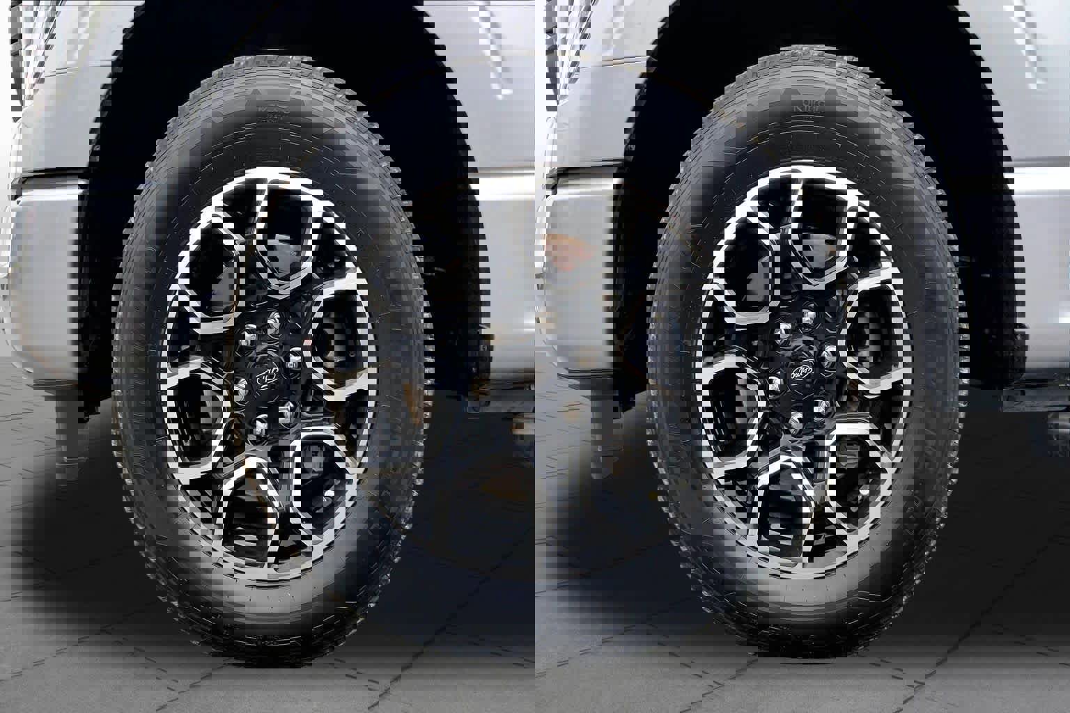 Certified 2021 Ford F150 XLT w/ Equipment Group 302A High image 13