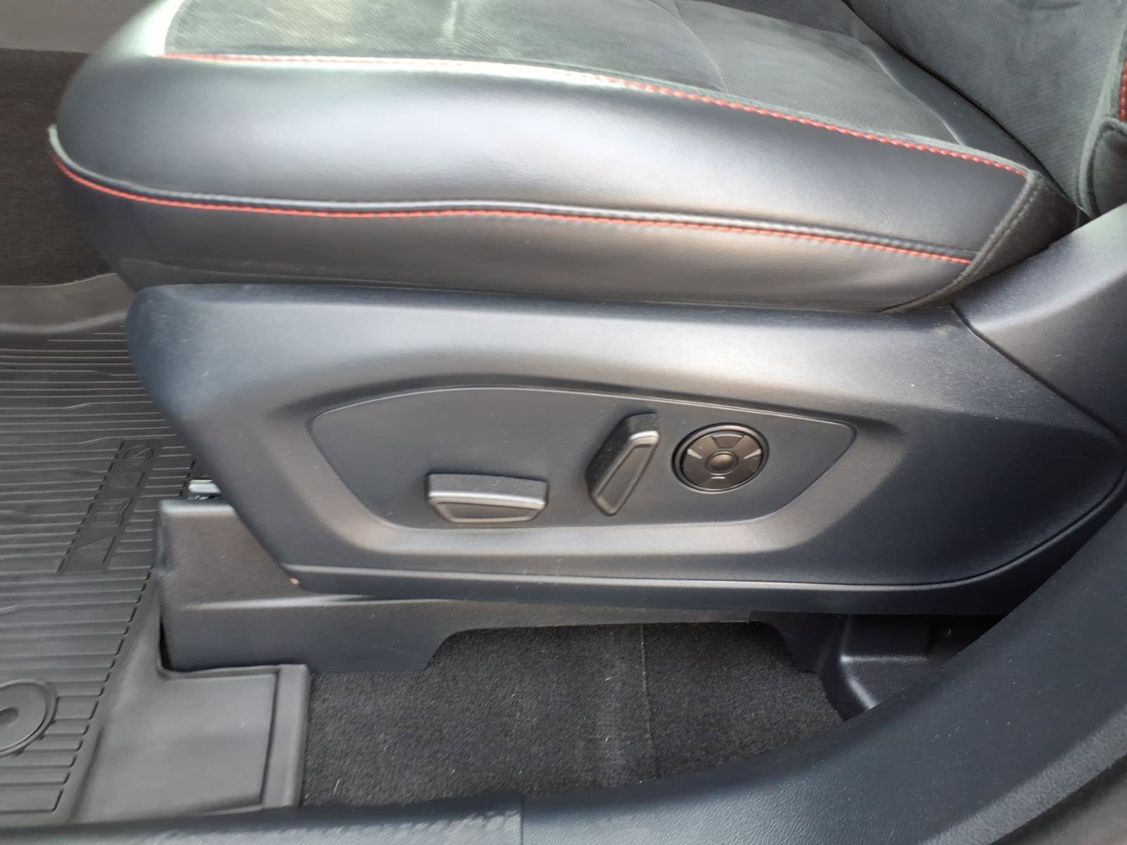 Certified 2025 Ford Explorer ST AWD/4WD image 13
