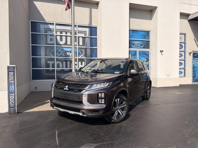 Used 2020 Mitsubishi Outlander Sport ES AWD/4WD image 2