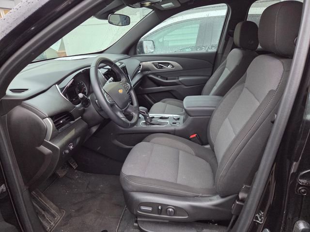Used 2023 Chevrolet Traverse LT image 4