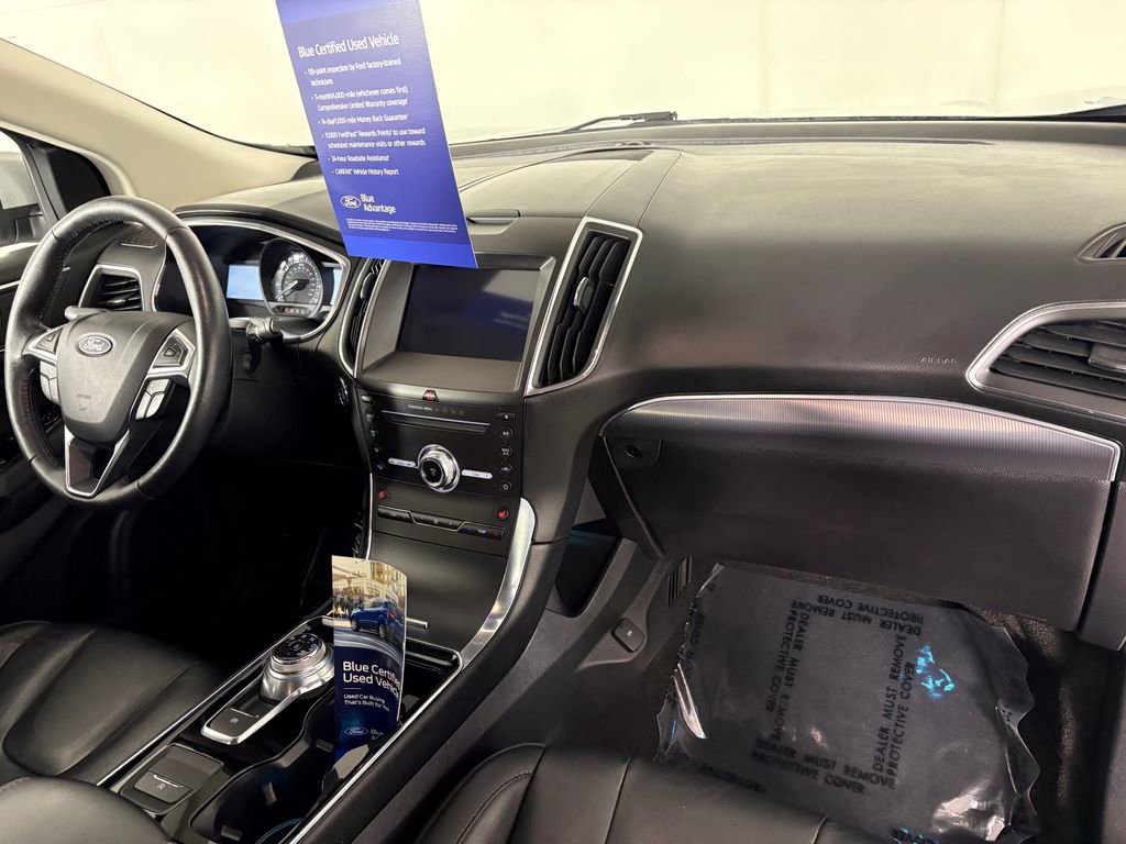 Certified 2019 Ford Edge Titanium image 38