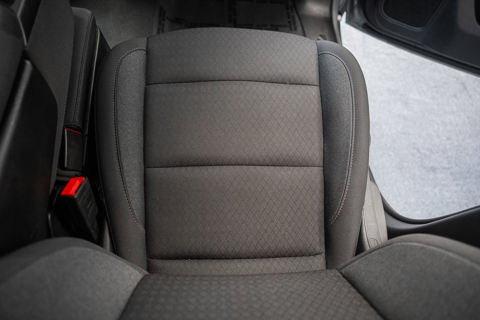 Used 2025 Chevrolet Silverado 1500 Custom Trail Boss w/ Dark Appearance Package image 37