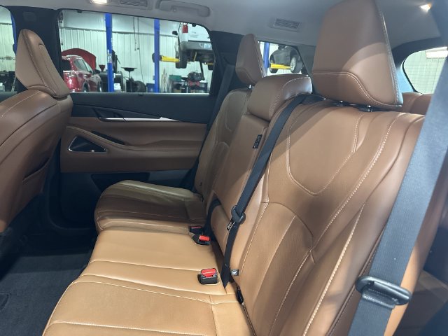 Used 2023 INFINITI QX60 Sensory w/ Vision Package AWD/4WD image 30