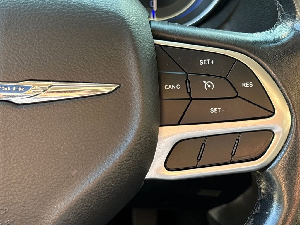 Used 2019 Chrysler 300 Touring L w/ Quick Order Package 22F image 20