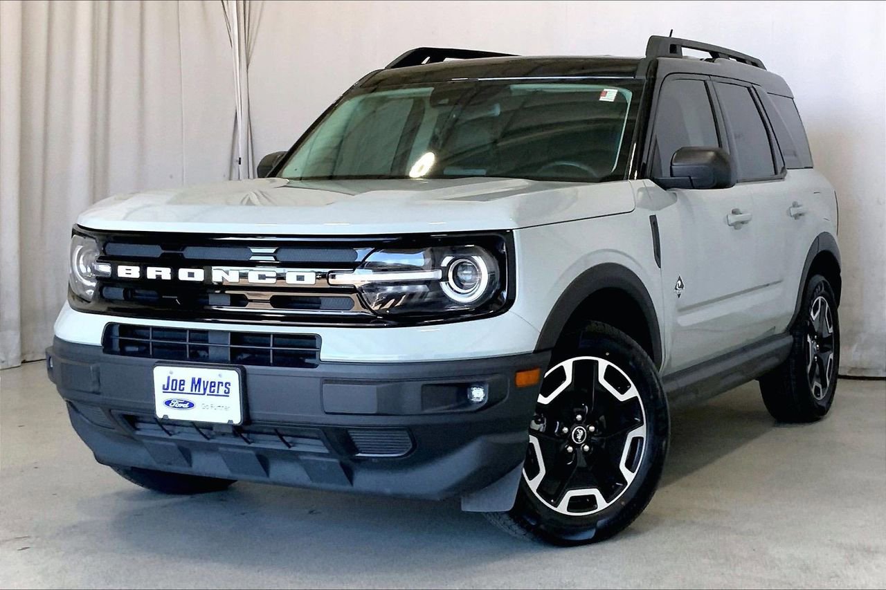 Certified 2022 Ford Bronco Sport Outer Banks w/ Tech Package image 12