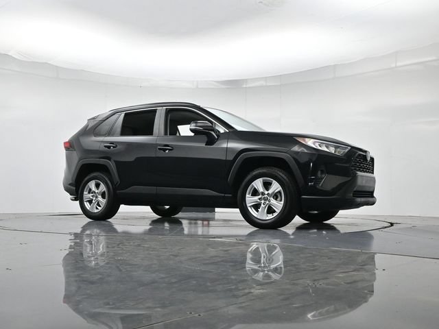 Used 2021 Toyota RAV4 XLE FWD image 34