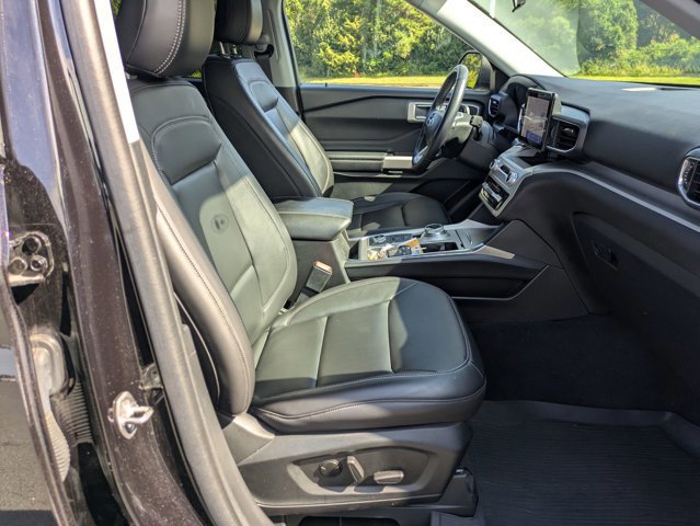 Certified 2023 Ford Explorer XLT w/ Equipment Group 202A image 34