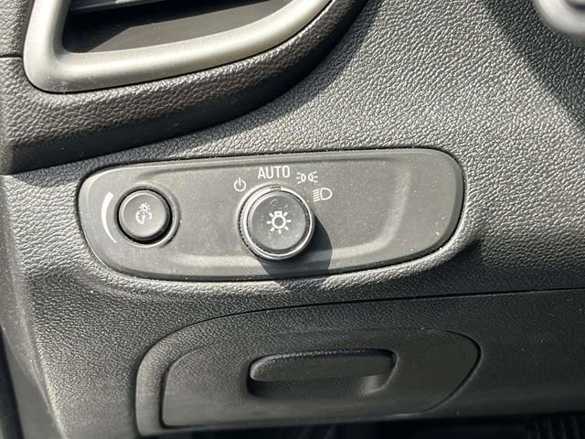 Used 2017 Chevrolet Trax LT image 12