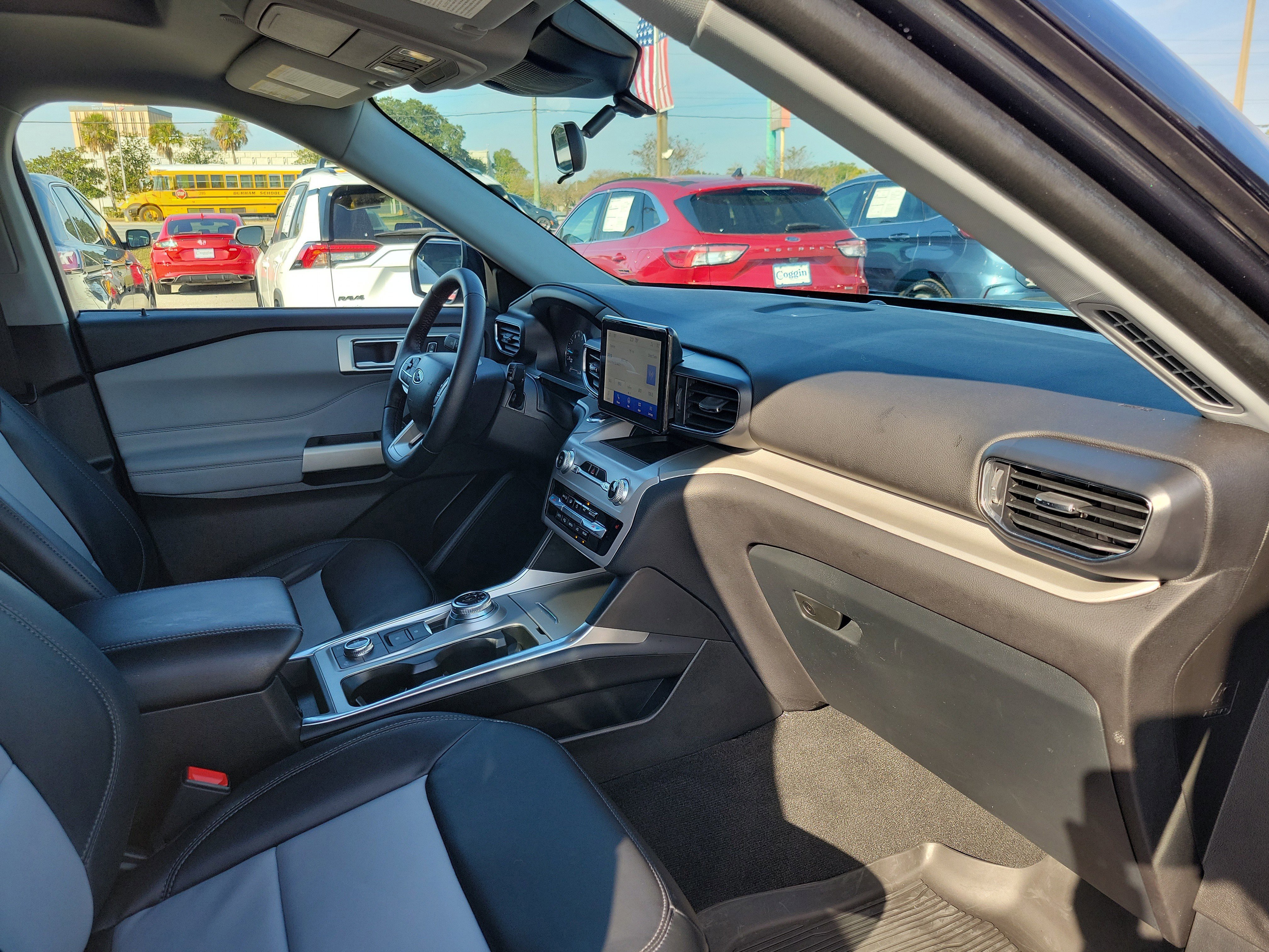 Certified 2023 Ford Explorer XLT w/ Equipment Group 202A image 29