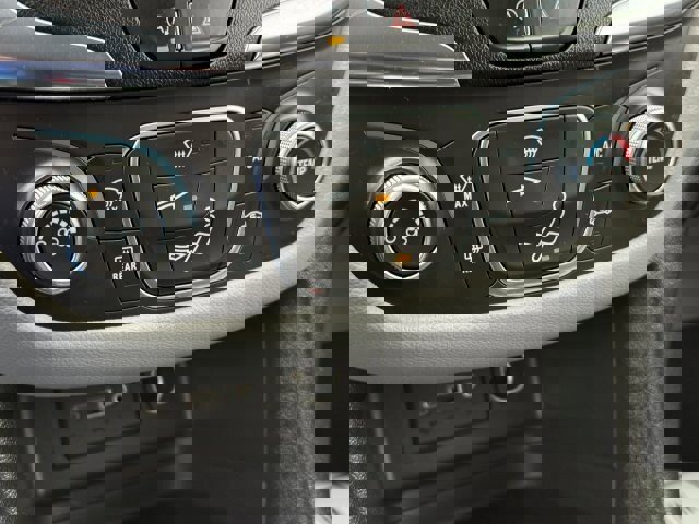 Used 2022 Chevrolet Equinox LT w/ LPO, Floor Liner Package image 28