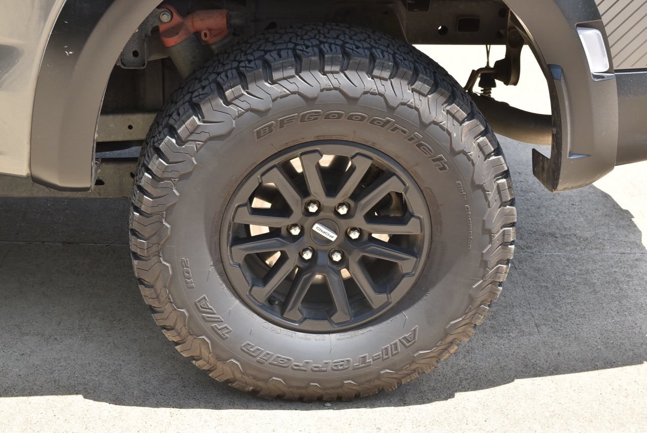 Certified 2025 Ford F150 Raptor AWD/4WD image 10