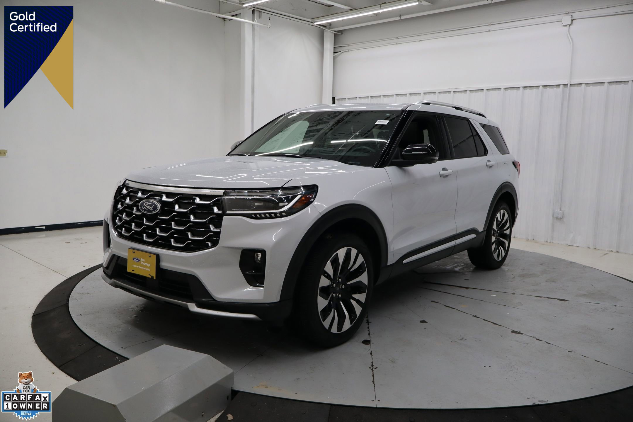 Certified 2025 Ford Explorer Platinum w/ LUX Leather Package