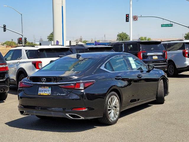 Used 2019 Lexus ES 350 Ultra Luxury FWD image 4