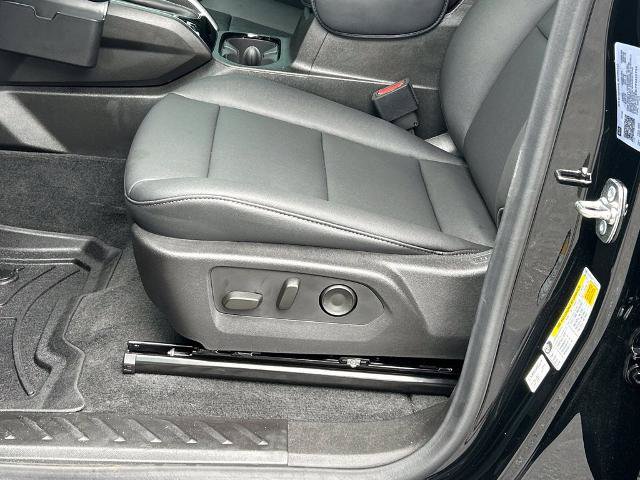 Used 2026 Chevrolet Colorado LT w/ LT Convenience Package RWD image 17