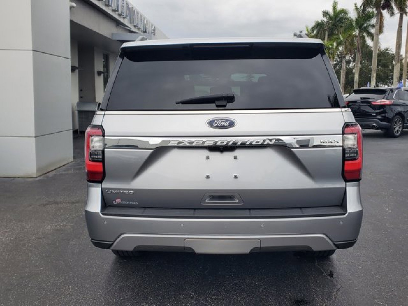 Certified 2021 Ford Expedition Max Limited image 3