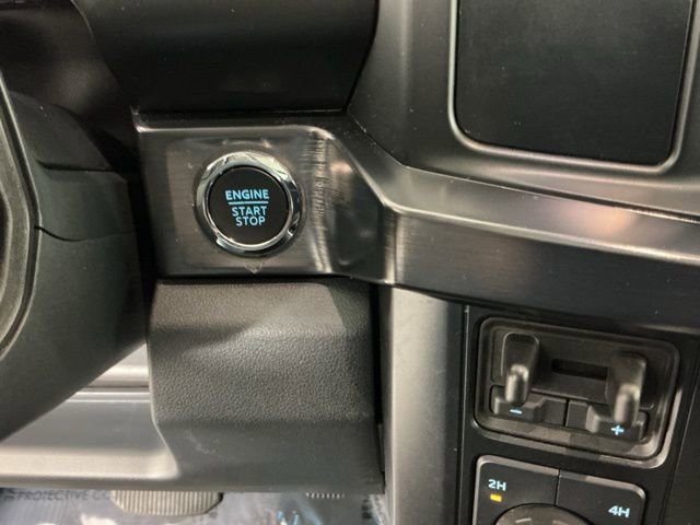 Certified 2025 Ford F450 Lariat w/ FX4 Off-Road Package image 29