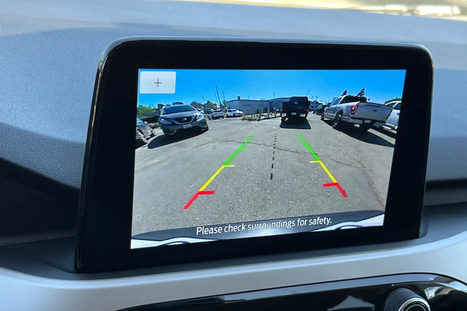 Certified 2022 Ford Escape SE w/ SE Sport Appearance Package image 20