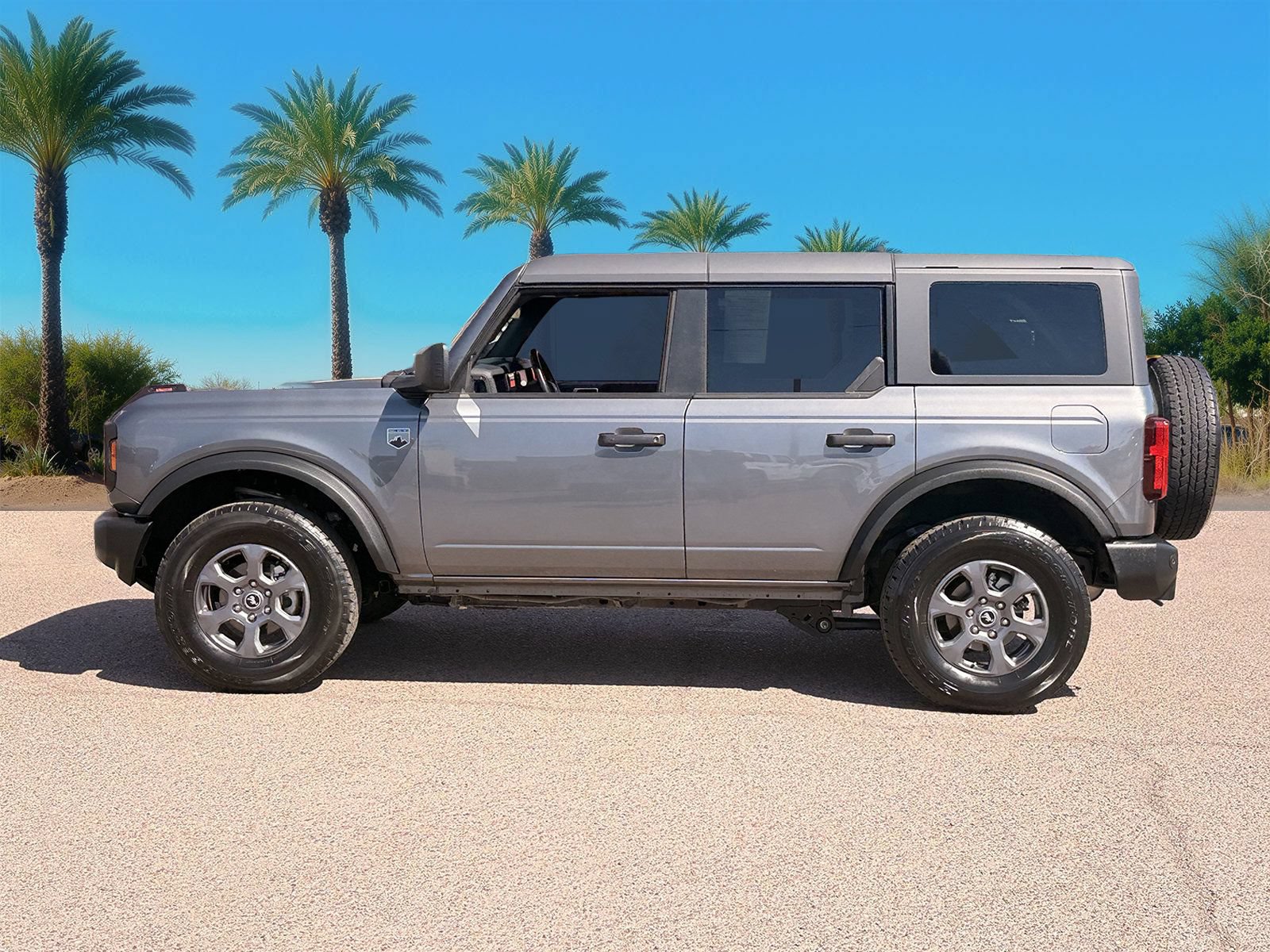 Certified 2025 Ford Bronco Big Bend AWD/4WD image 2