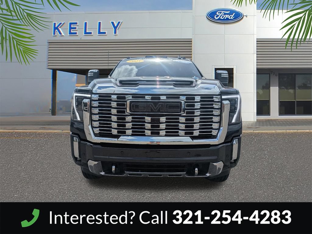 Used 2025 GMC Sierra 2500 Denali w/ Denali Reserve Package AWD/4WD image 3