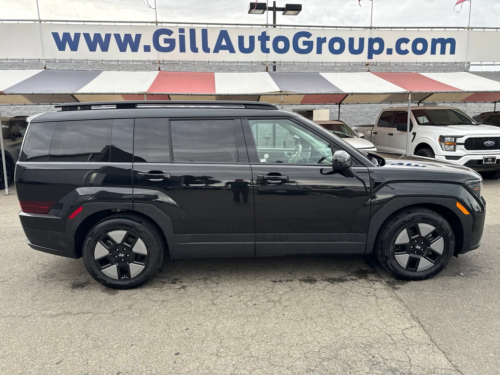 Used 2025 Hyundai Santa Fe SEL FWD image 6
