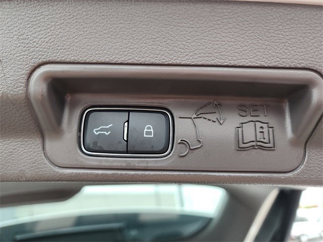 Certified 2022 Ford Explorer Platinum w/ Technology Package image 28