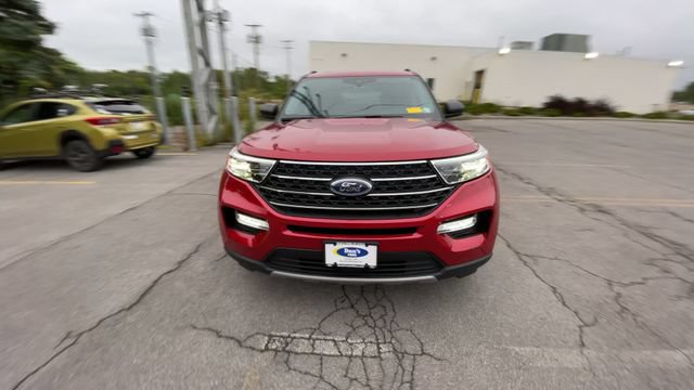 Certified 2023 Ford Explorer XLT w/ Equipment Group 202A AWD/4WD image 3