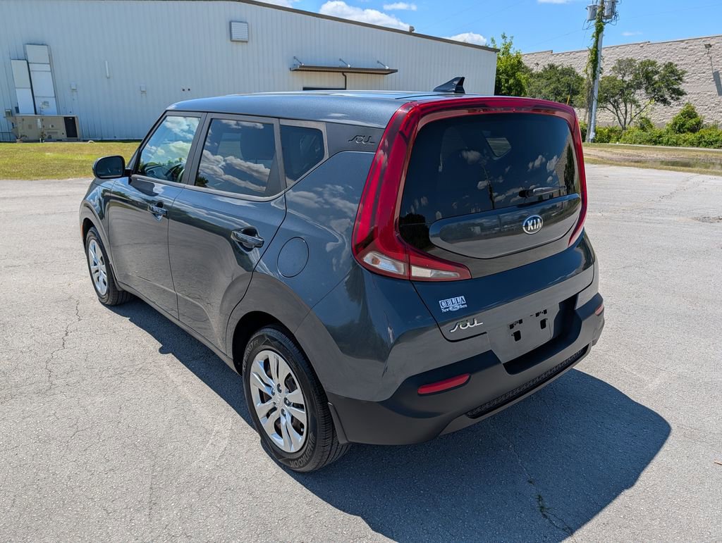 Used 2020 Kia Soul LX FWD image 4