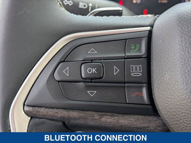 Used 2023 Jeep Grand Cherokee L Limited RWD image 14