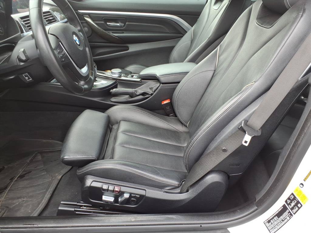 Used 2020 BMW 440i xDrive Convertible w/ Convenience Package AWD/4WD image 13
