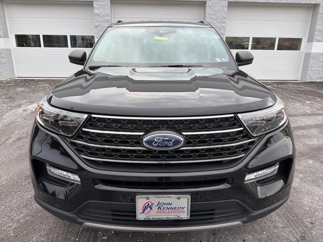 Certified 2023 Ford Explorer XLT w/ Equipment Group 202A image 9
