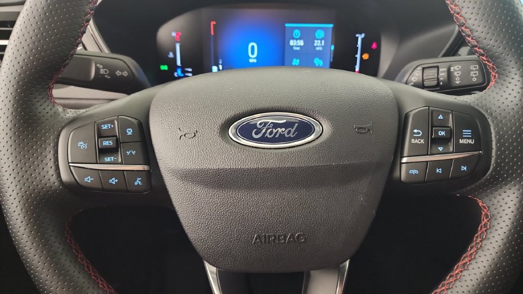 Certified 2024 Ford Escape ST-Line w/ Tech Pack #1 AWD/4WD image 13