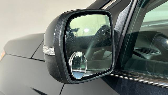 Certified 2024 Ford Edge Titanium AWD/4WD image 19