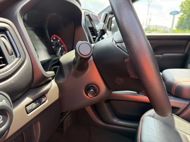 Used 2020 Nissan Titan PRO-4X w/ Pro-4x Convenience Package AWD/4WD image 38