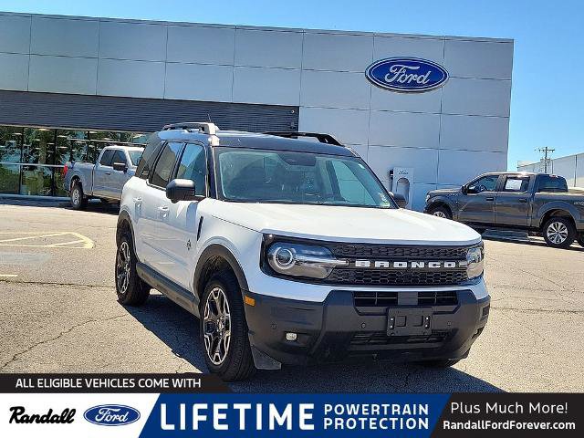 Certified 2025 Ford Bronco Sport Outer Banks w/ Outer Banks Tech Package+ AWD/4WD image 1