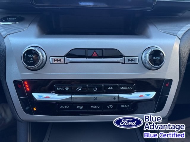 Certified 2022 Ford Explorer XLT w/ Equipment Group 202A image 22